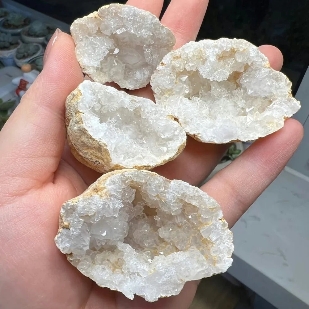 Natural Cutting Crystal Agate Geode Cutting Crystal Cluster Healing Stone Reiki Rock Mineral Specimen Quartz for DIY Home Decor