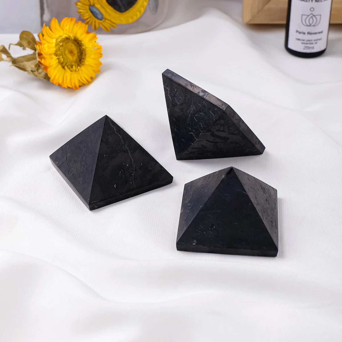 1Pc Natural Crystal Russian Shungite Pyramid Raw Stone Polished Four Sided Tower Home Desktop Decoration Feng Shui Ornament