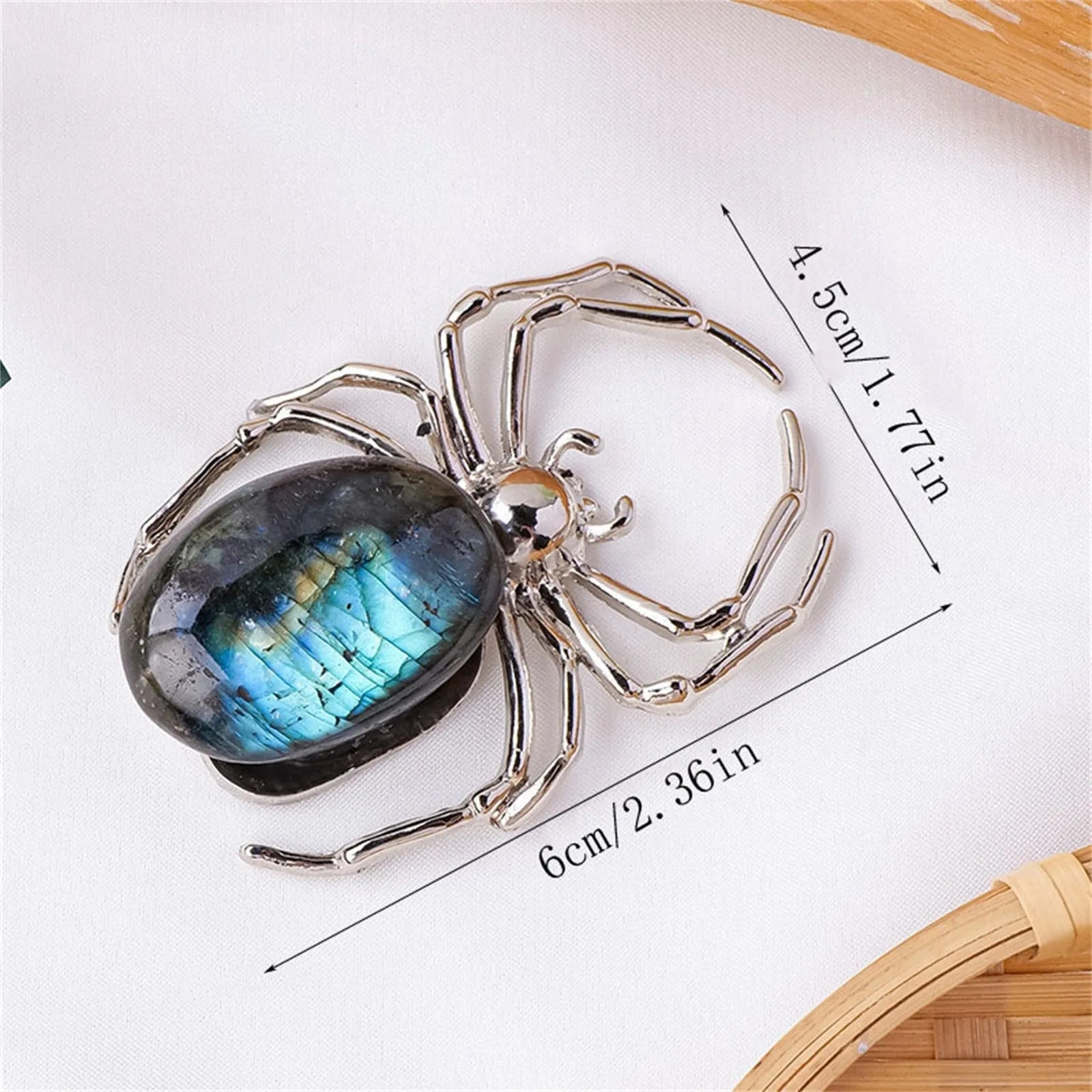 Natural Crystal Stones Spider Handmade Halloween Decor, Healing Crystal Gift for Home & Office Unique Animal Figurine Collection